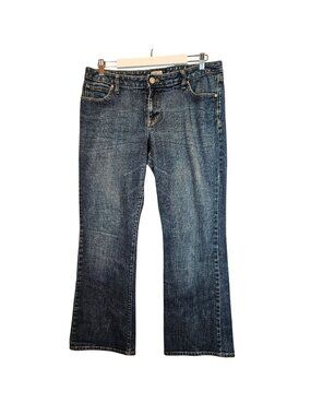 Gap Curvy Flare Mid-Rise Denim Jeans Womens Size 14 pocket flaps medium wash